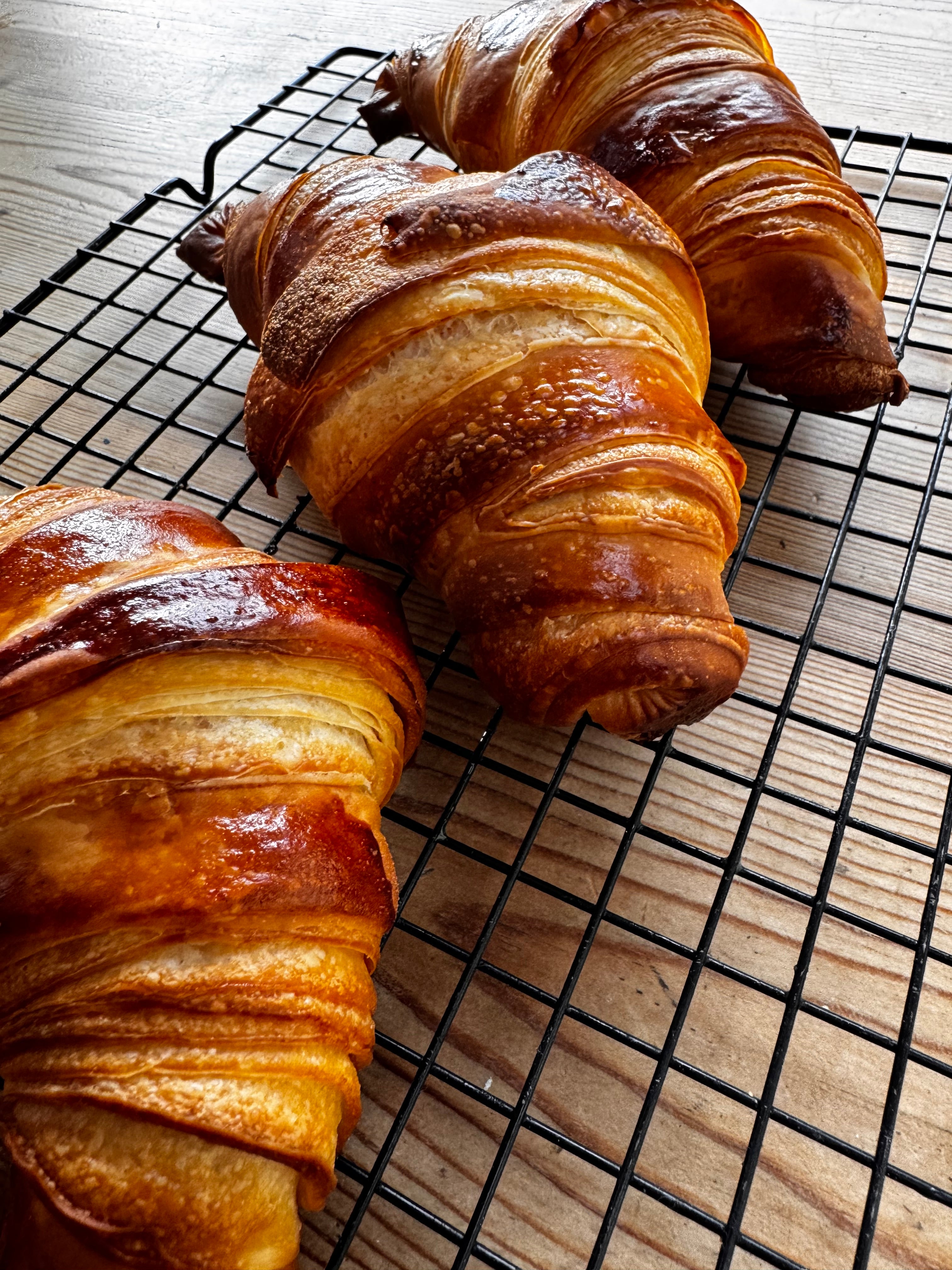 Patisserie master class. Croissants, donuts and macarons